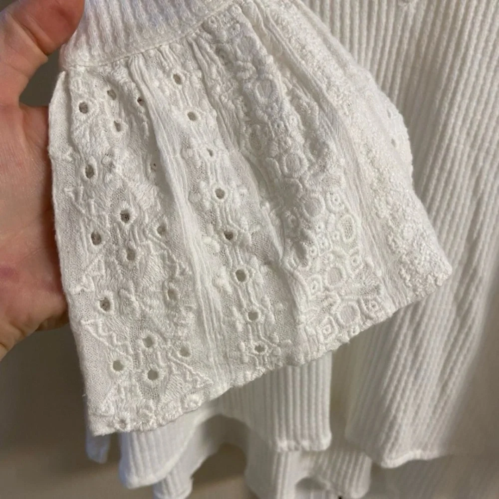 Free people White Eyelet Blouse ribbed v neck XS - Picture 6 of 8